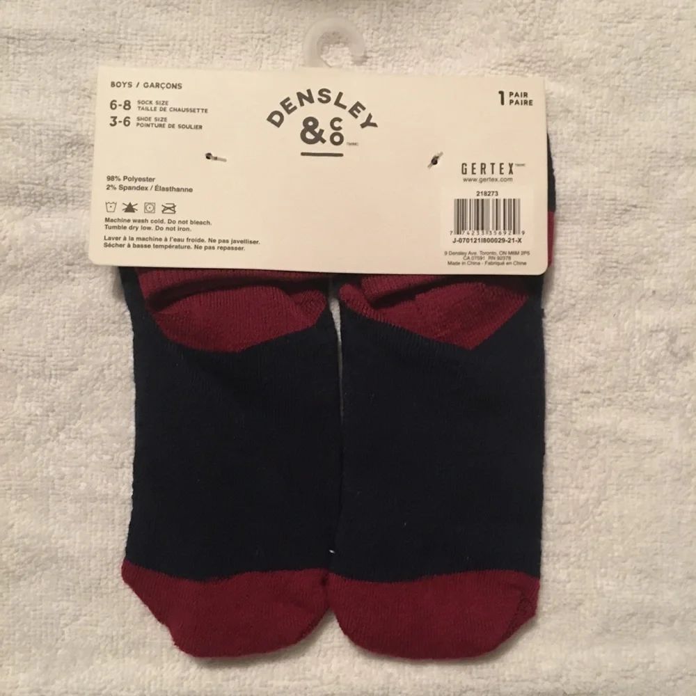 NWT Polar Bear Crew Socks